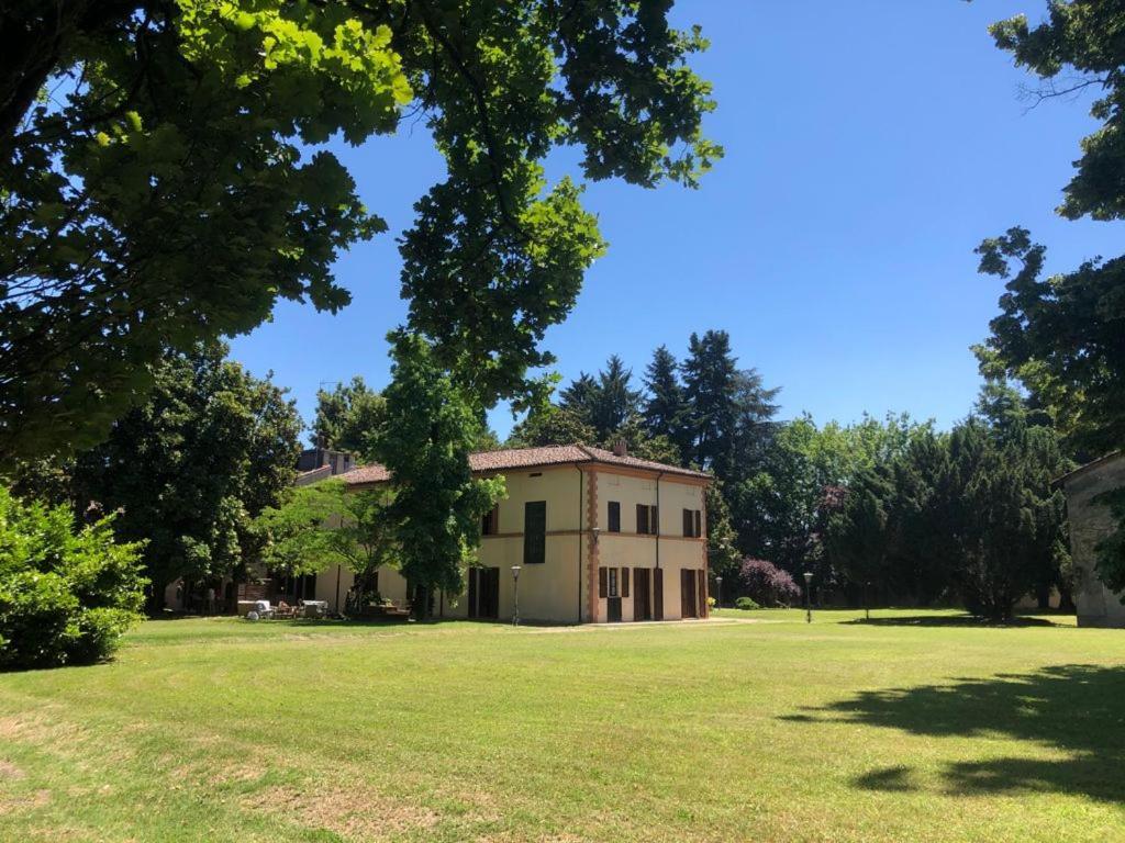 Villa Dom Piacenza Exterior photo